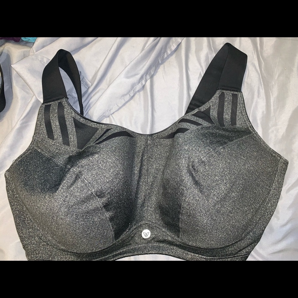 44G Livi Active Sports bra